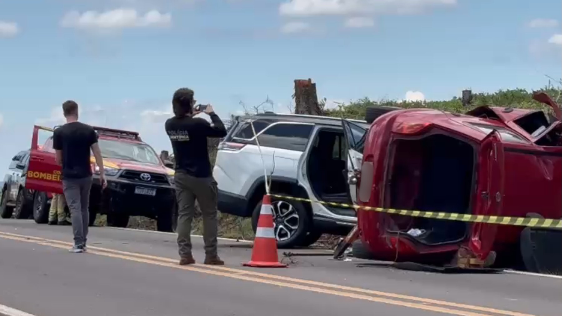 Duas pessoas morrem em acidente de trânsito na PR-180, no Paraná