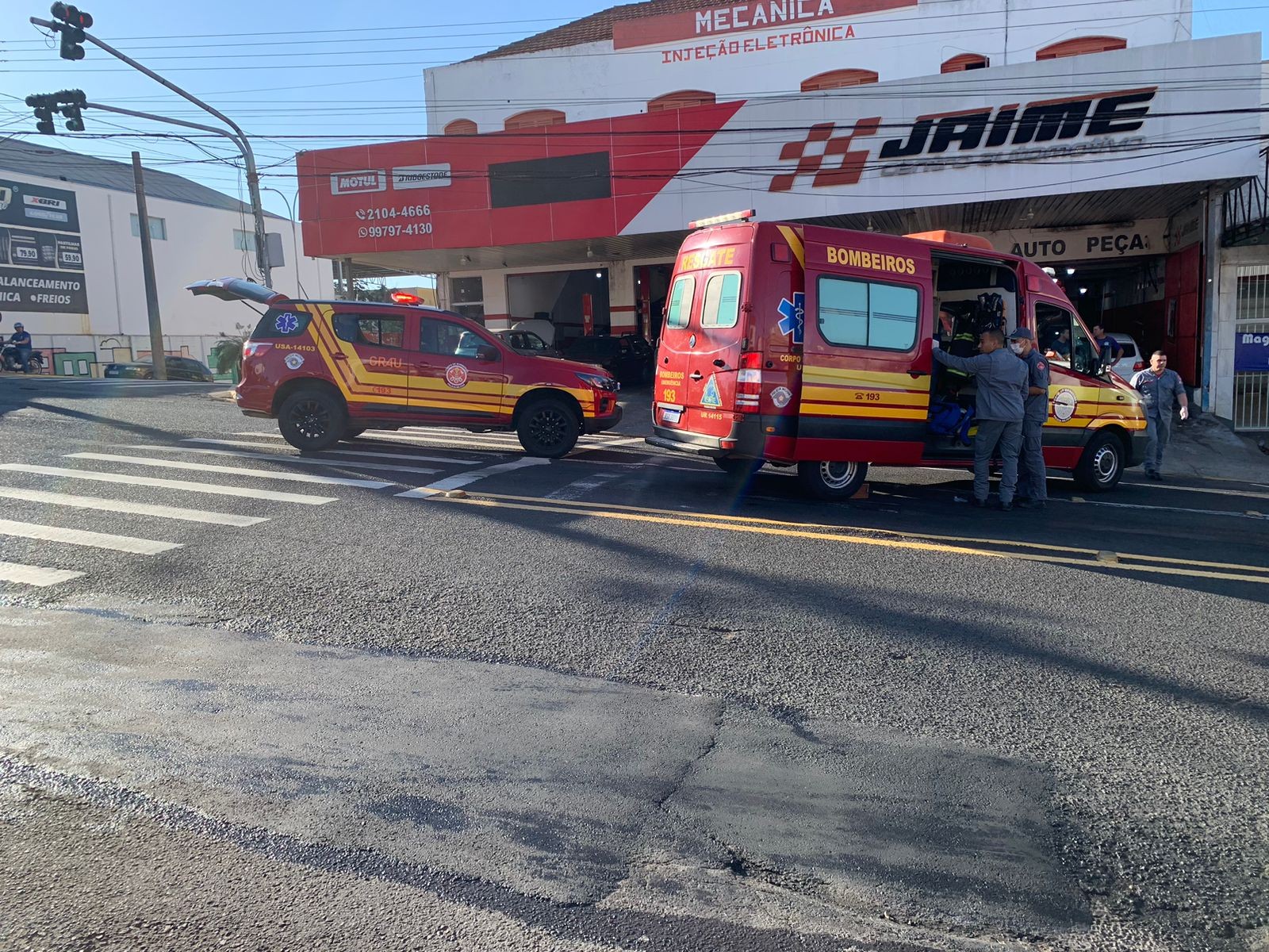Idoso atropelado por caminhão na Avenida Brasil não resiste aos ferimentos e morre na Santa Casa de Misericórdia