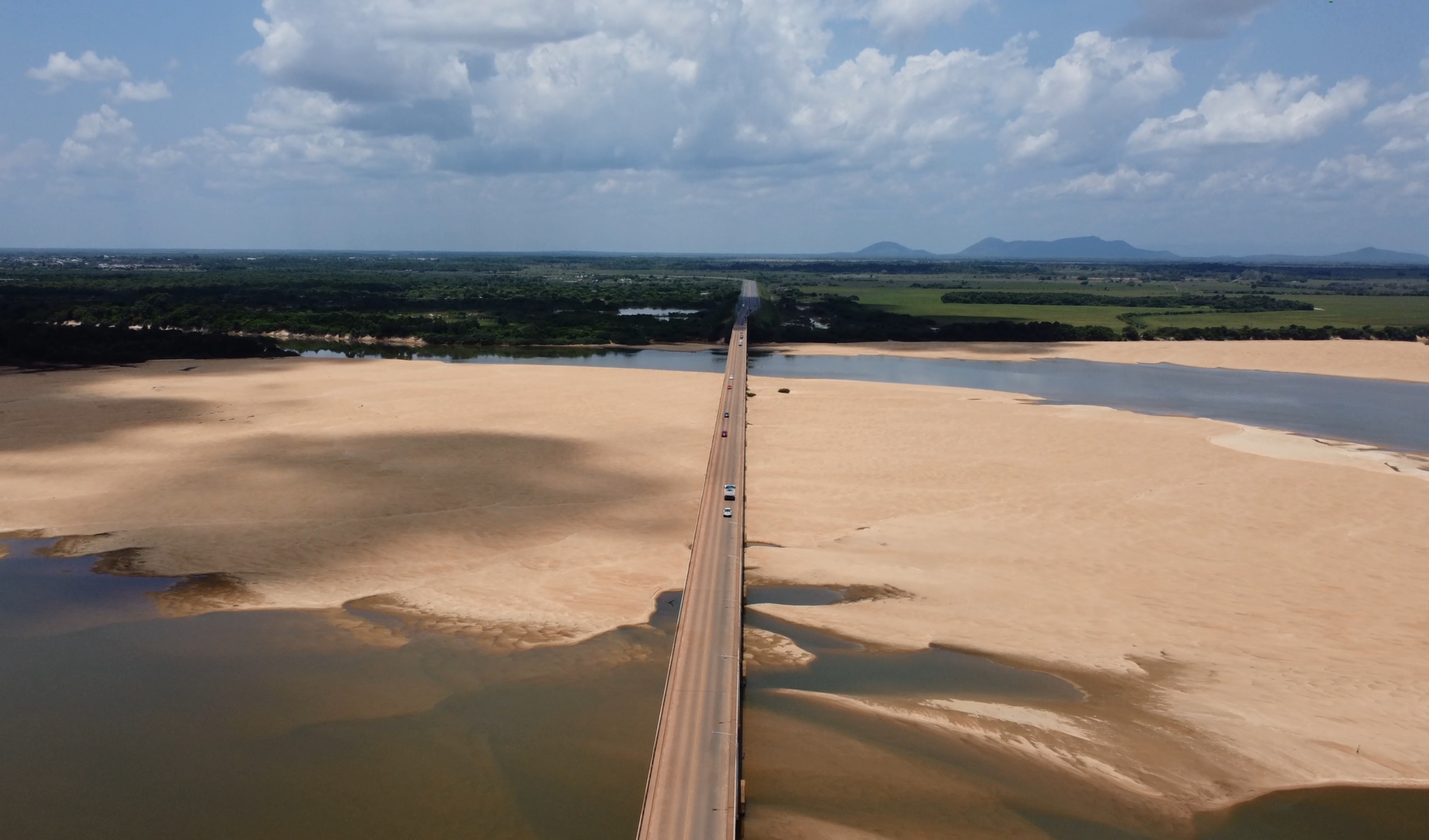 Governo decreta situação de emergência e cria gabinete para enfrentar seca em Roraima