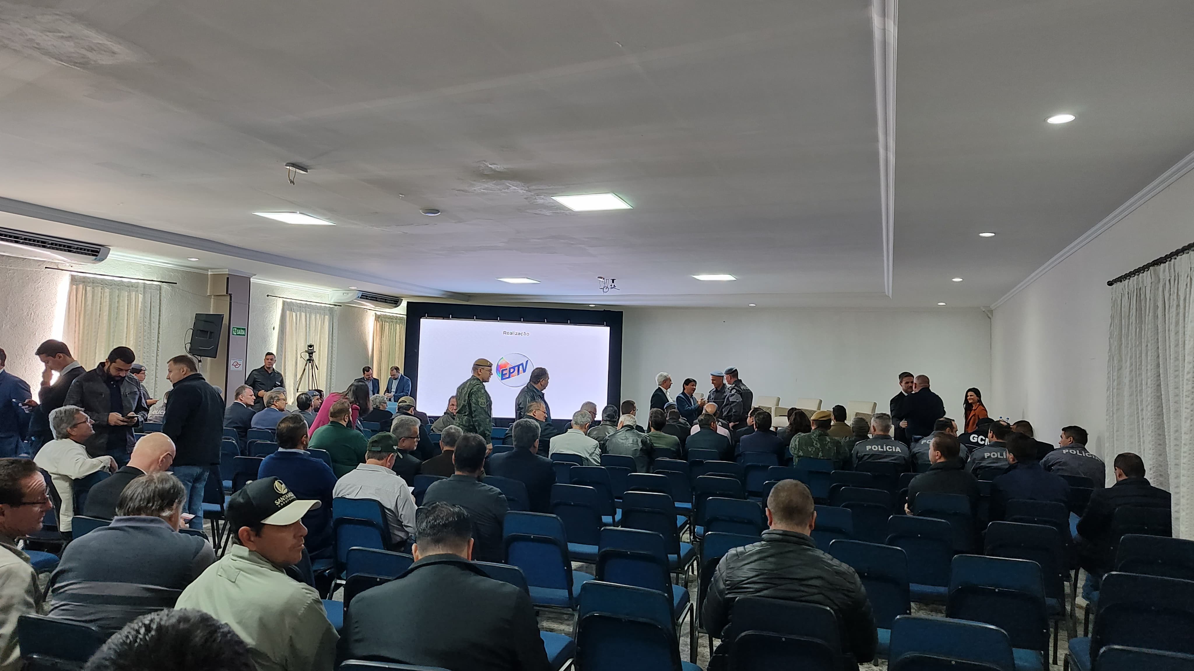 GrupoEP reúne gestores e especialistas para discutir desafios das cidades em 2027