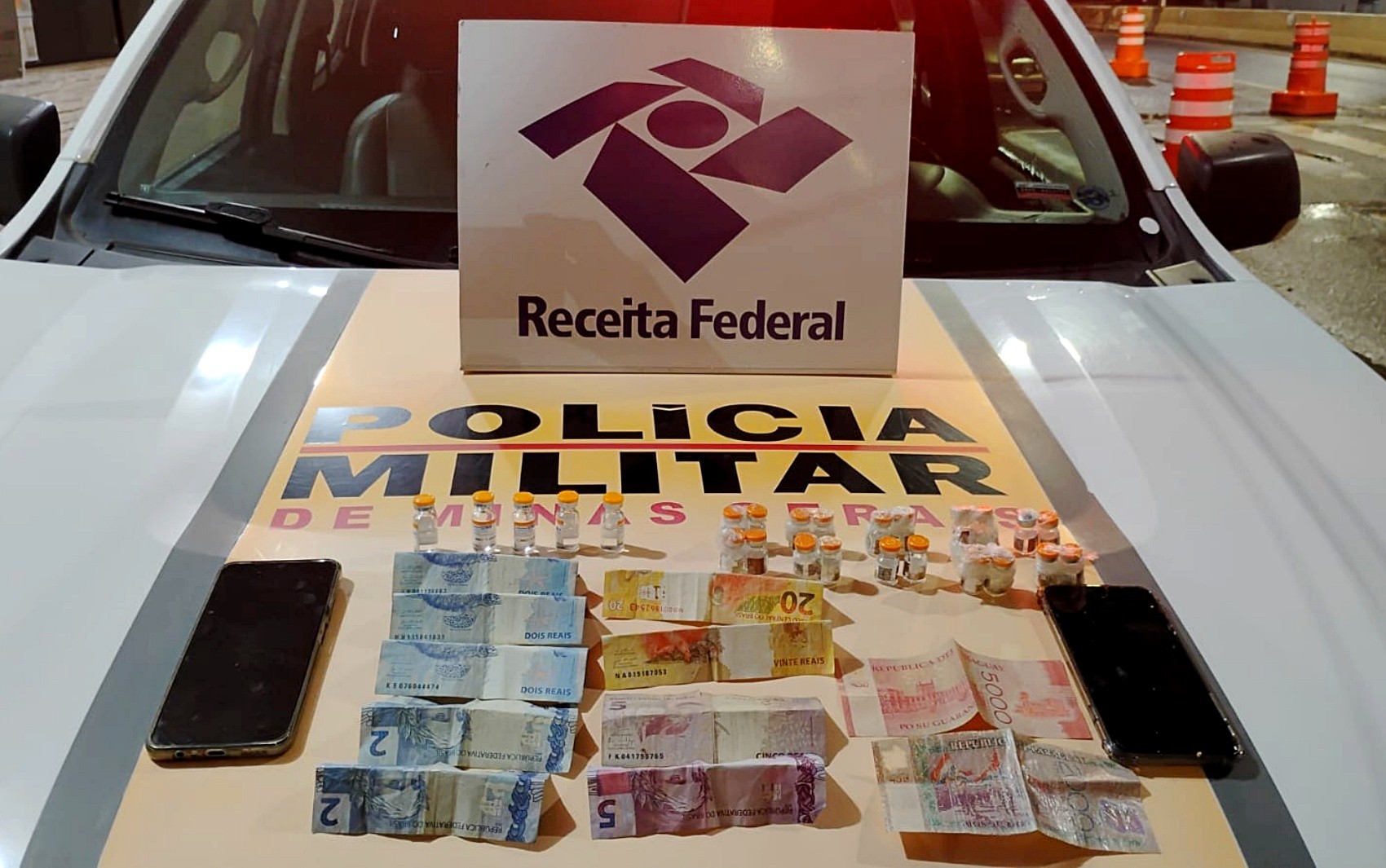 Médico é preso com medicamentos emagrecedores contrabandeados na BR-459, em MG