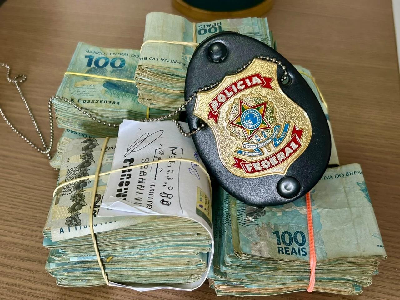 PF apreende R$ 80 mil durante apuração de crimes eleitorais no Norte de MG