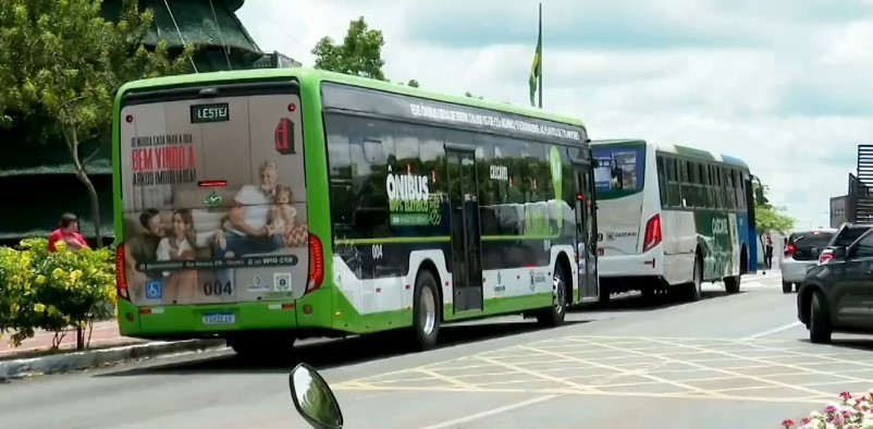 Passagem de ônibus passa a ser gratuita aos domingos em Cascavel