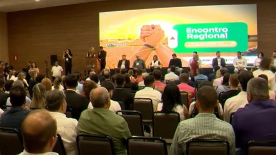 Encontro em Patos de Minas reúne prefeitos para discutir desenvolvimento regional e descentralização de recursos