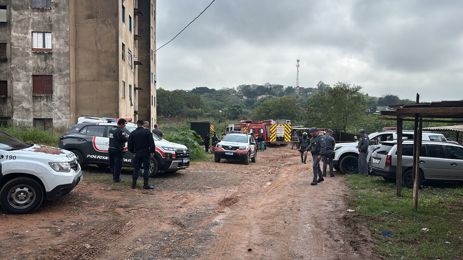 Incêndio mata criança em prédio de Campinas; outras duas são socorridas