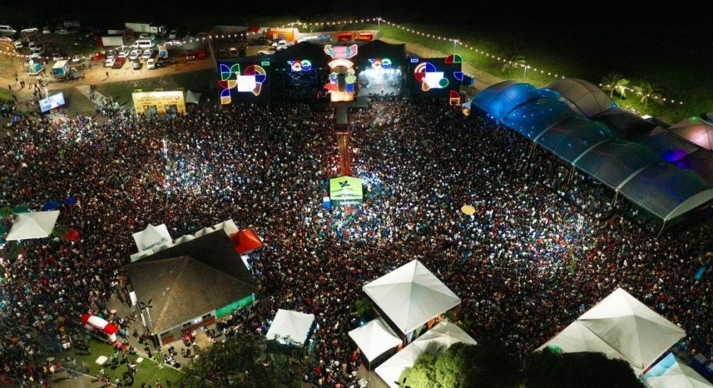 Centenário de Arapiraca: bolos, shows e desfile cívico-militar