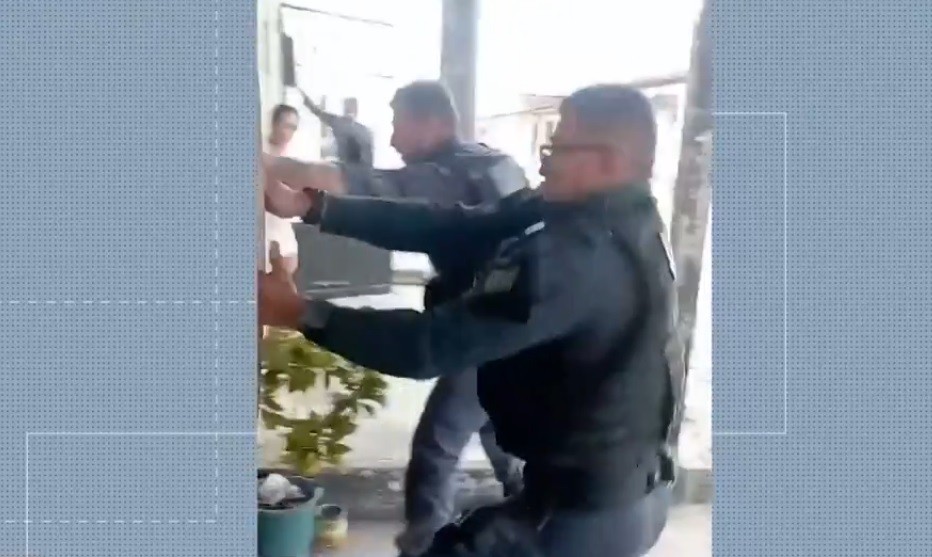 Policiais militares são afastados do cargo após agirem com violência contra família no MA