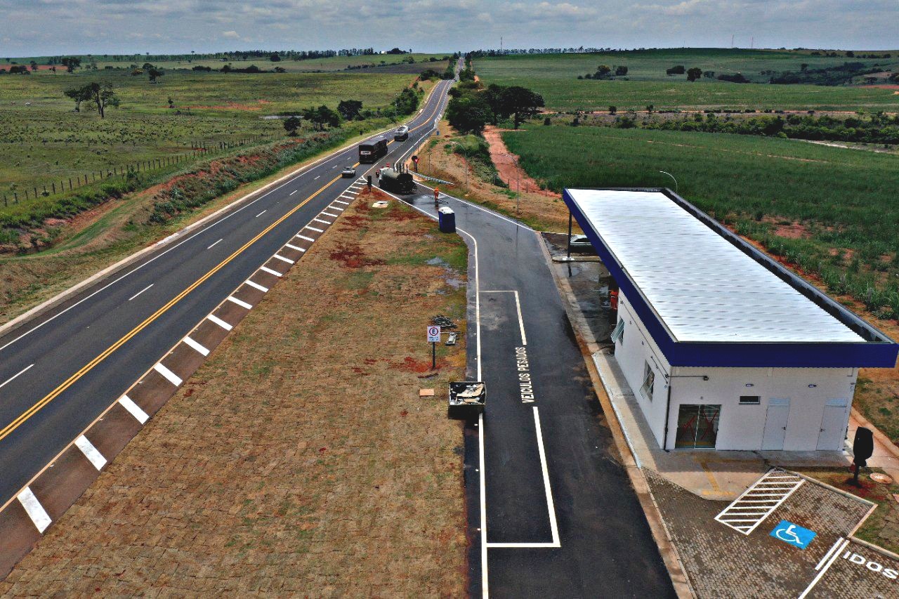 Campanha Maio Amarelo tem ações educativas voltadas a caminhoneiros em Martinópolis e Osvaldo Cruz