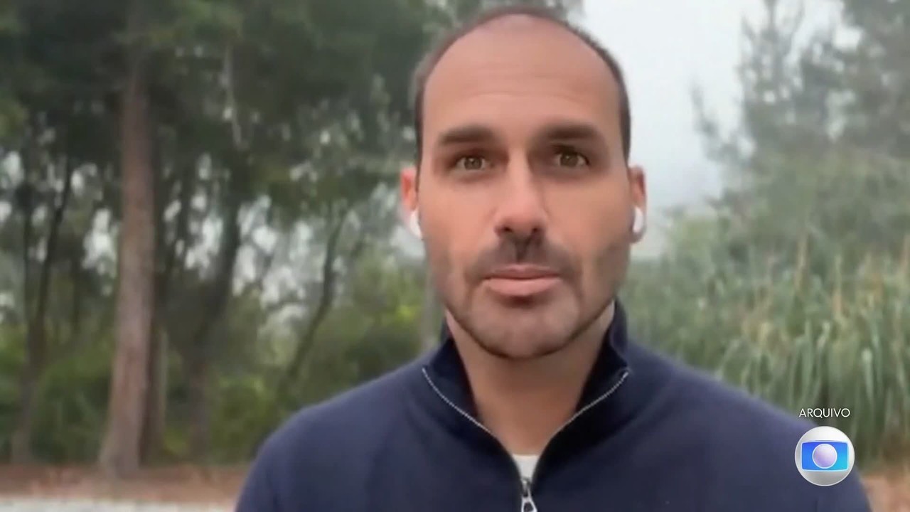 Manobra do PL para salvar Eduardo Bolsonaro é ilegal e só vai prosperar se tiver aval de Motta