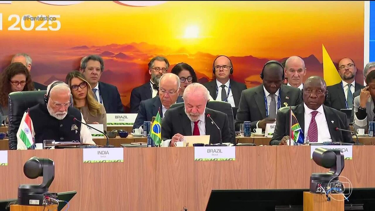 No Brics, Lula diz que é necessário 'espaço fiscal' para garantir saúde e bem-estar a cidadãos