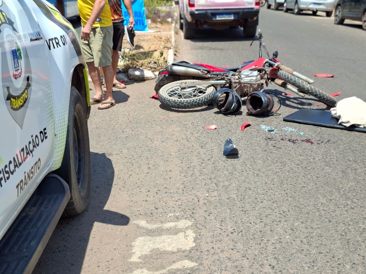 Motociclista sofre fraturas após acidente em cruzamento de Santarém