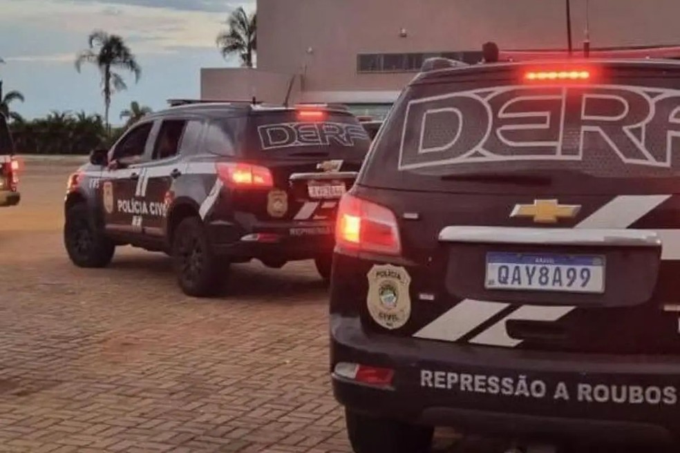 Viaturas da Delegacia Especializada de Repressão a Roubos e Furtos. — Foto: Divulgação/PCMS