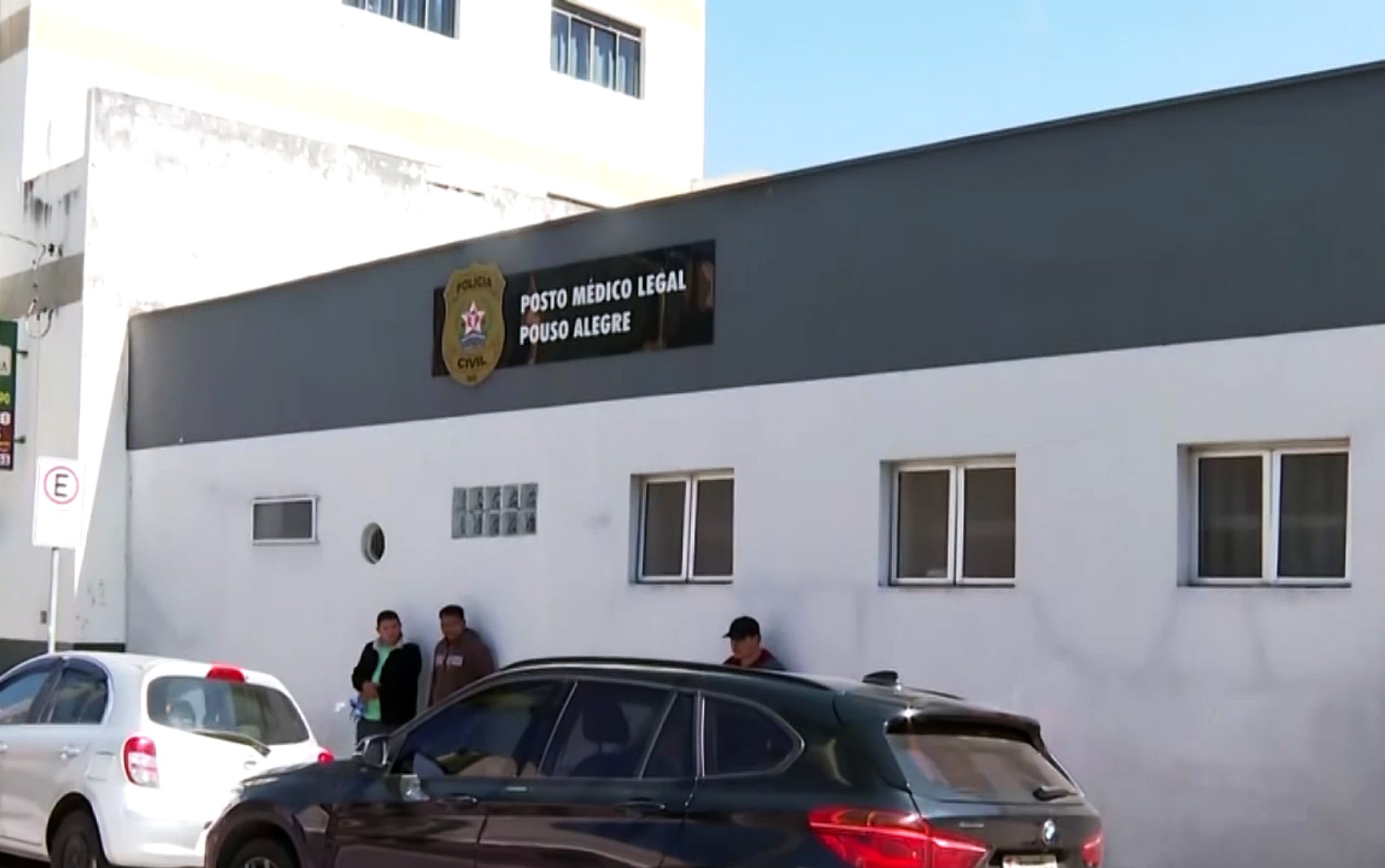 Homem morre e corpo fica sete horas em casa porque IML estava fechado em Pouso Alegre, MG