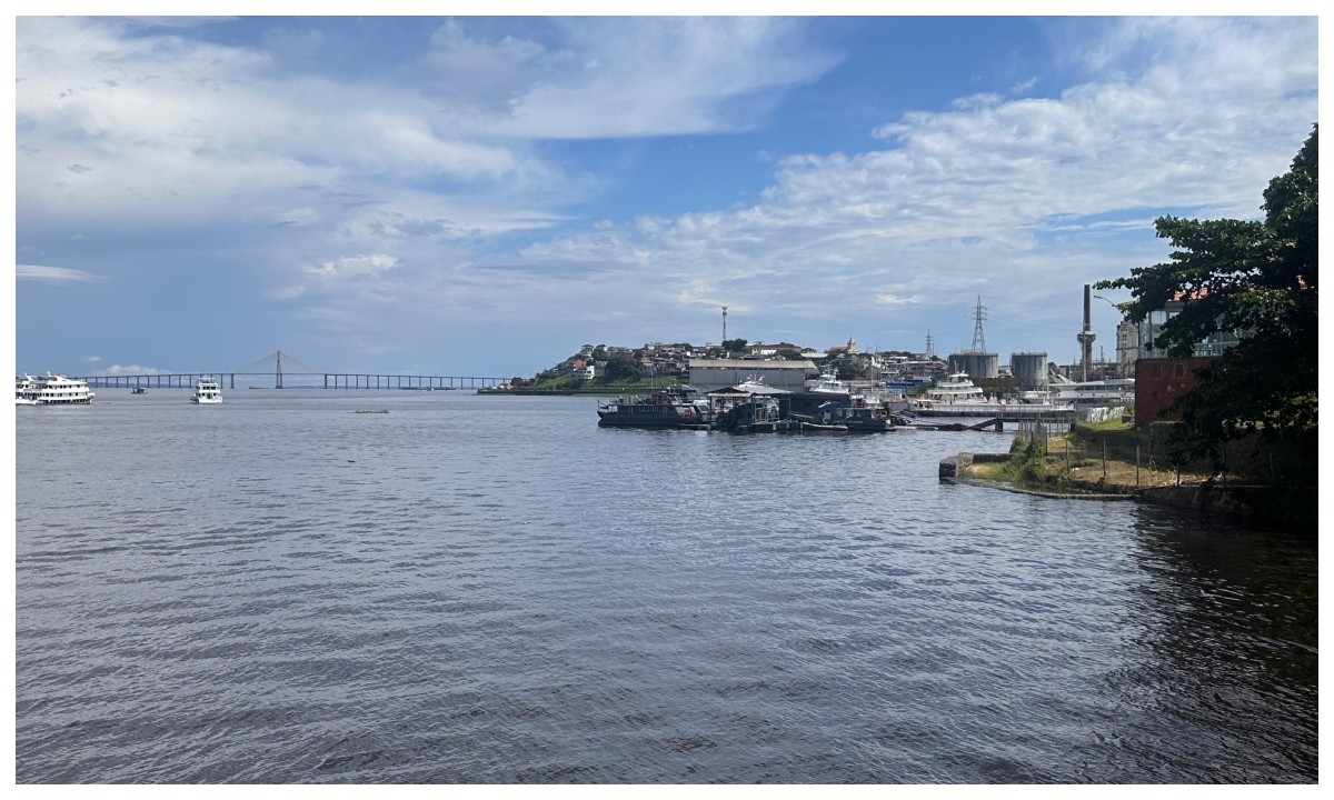 Rio Negro acelera vazante e recua 1,25 metro nos primeiros nove dias de setembro em Manaus