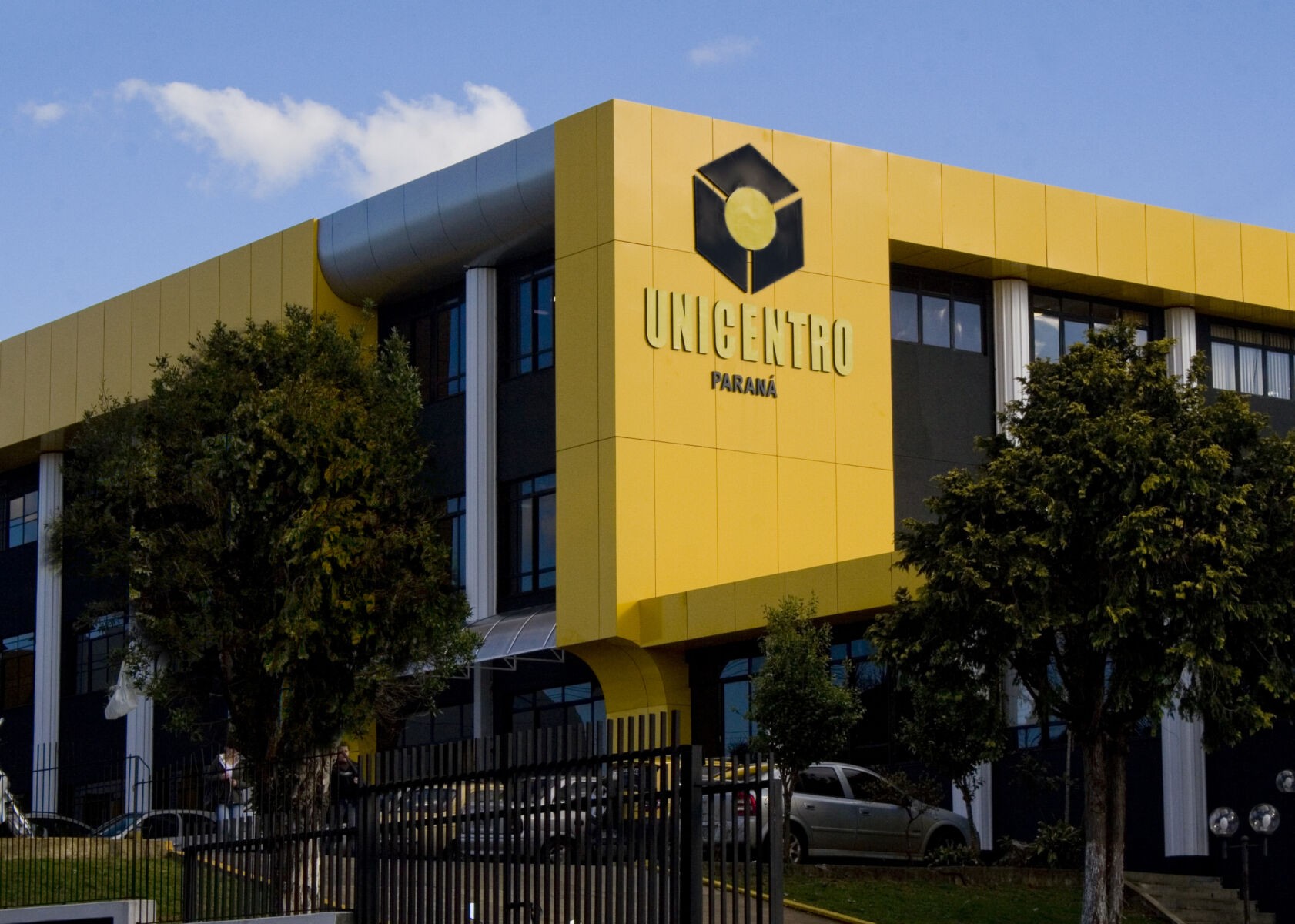 Unicentro abre inscrições de vestibular para ingresso em 2027 em 43 cursos, no Paraná; veja quais