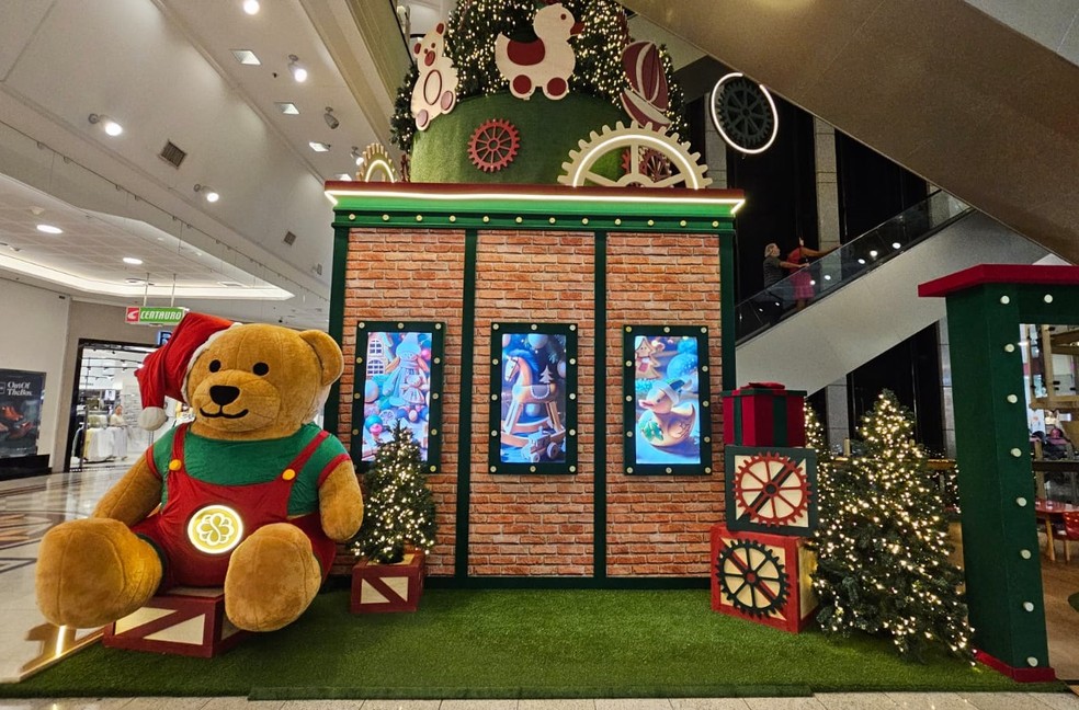 Shopping Bourbon decorado para o natal — Foto: Divulgação