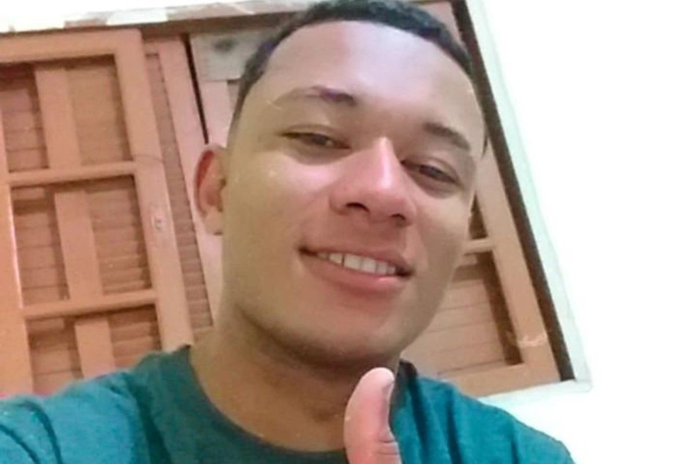 Jefferson dos Santos Alves, de 22 anos, tentou fugir após disparar contra a ex — Foto: Arquivo Pessoal