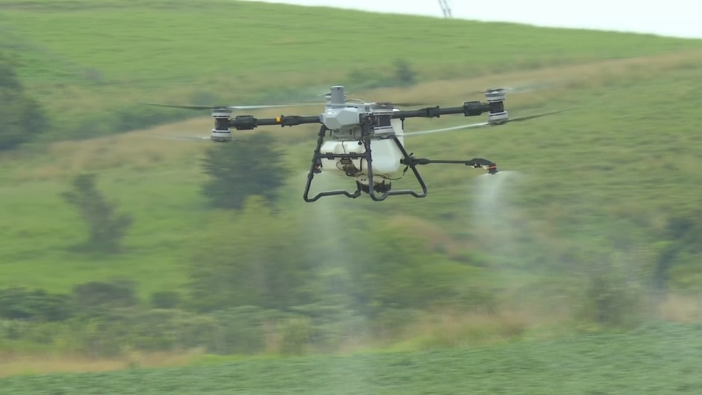 Drones ganham espaço na agricultura e ajudam em pesquisas sobre qualidade do solo