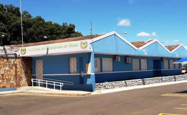 Filha, esposa, pai, irmão, tio e cunhada de prefeito e vereador: MP investiga suspeita de nepotismo em Prefeitura de MG