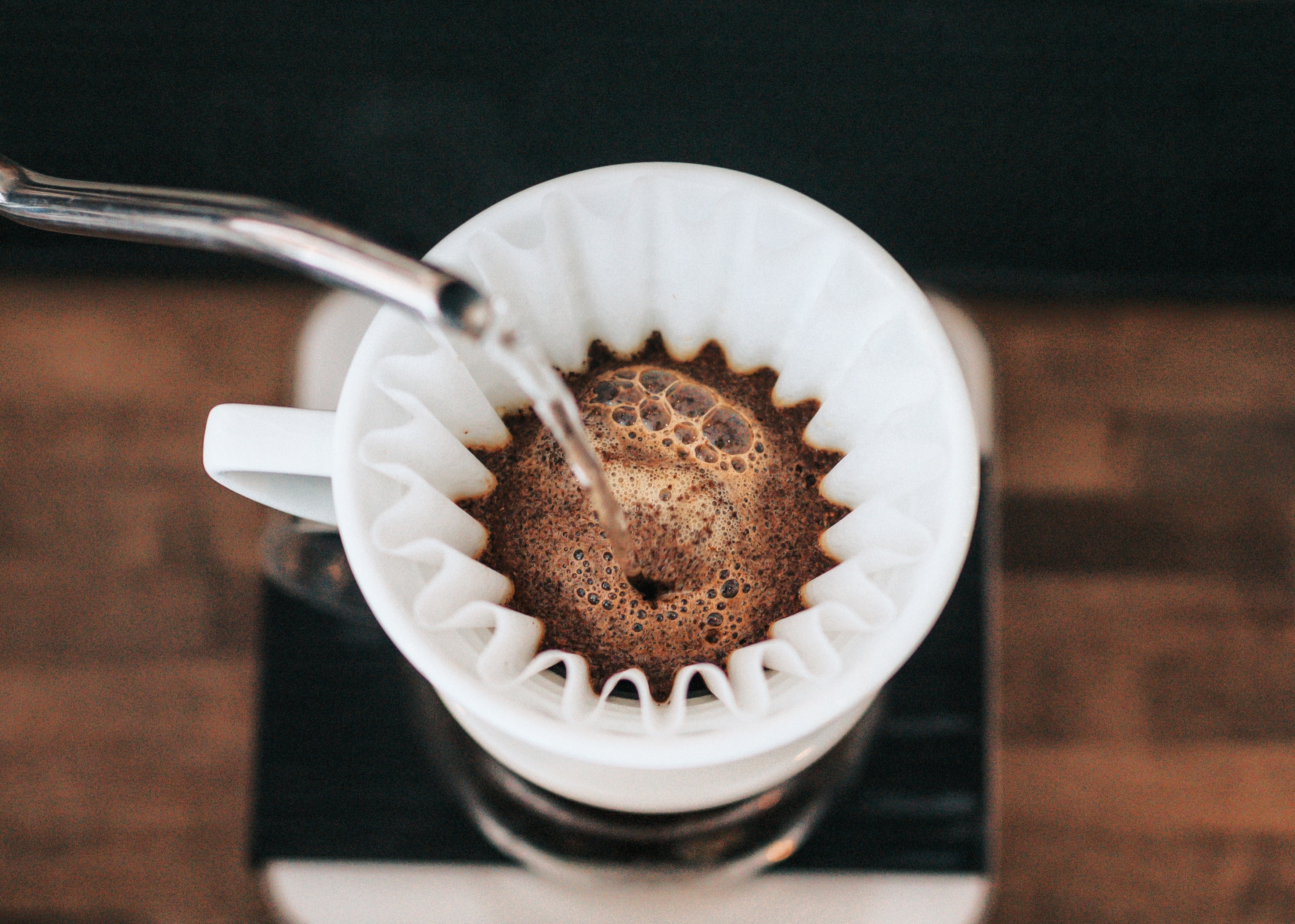 Café 'engana' o cérebro para não sentirmos cansaço e pode viciar; veja o limite de xícaras por dia