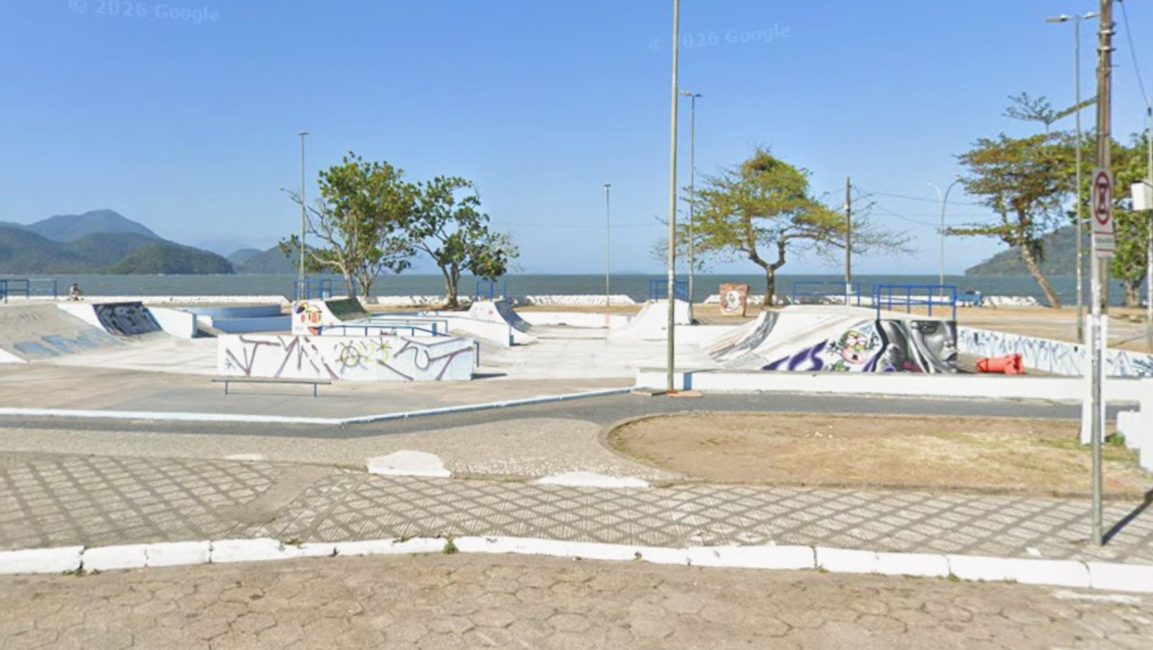 Homem é morto a facadas em pista de skate após discussão em Ubatuba