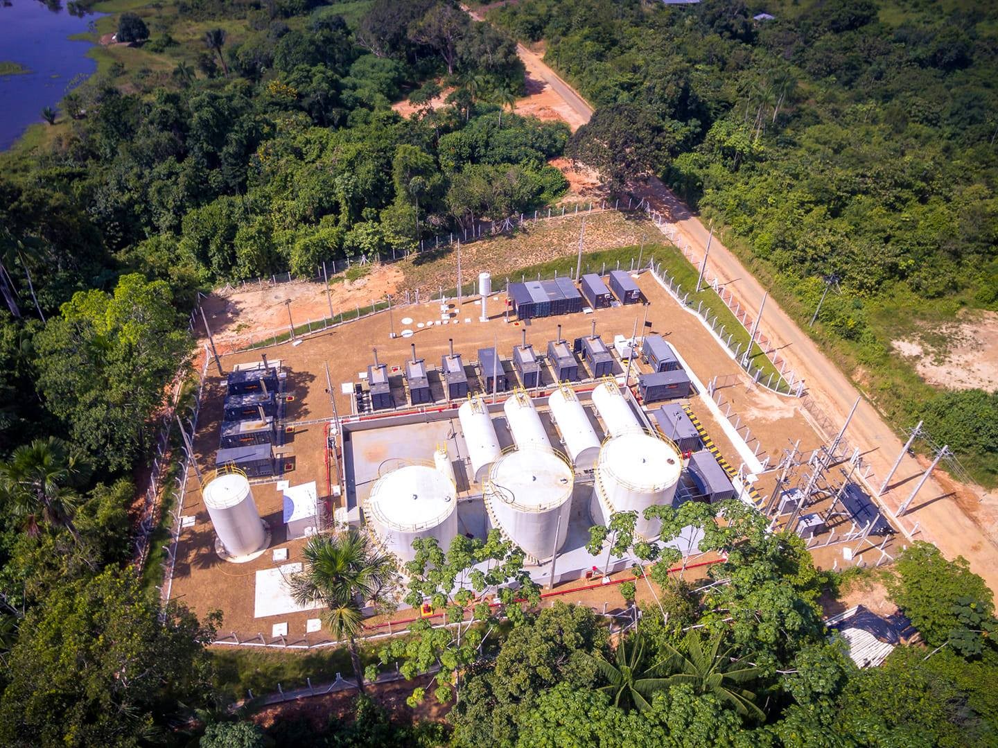 Âmbar Energia conclui compra de 12 usinas termoelétricas no Amazonas