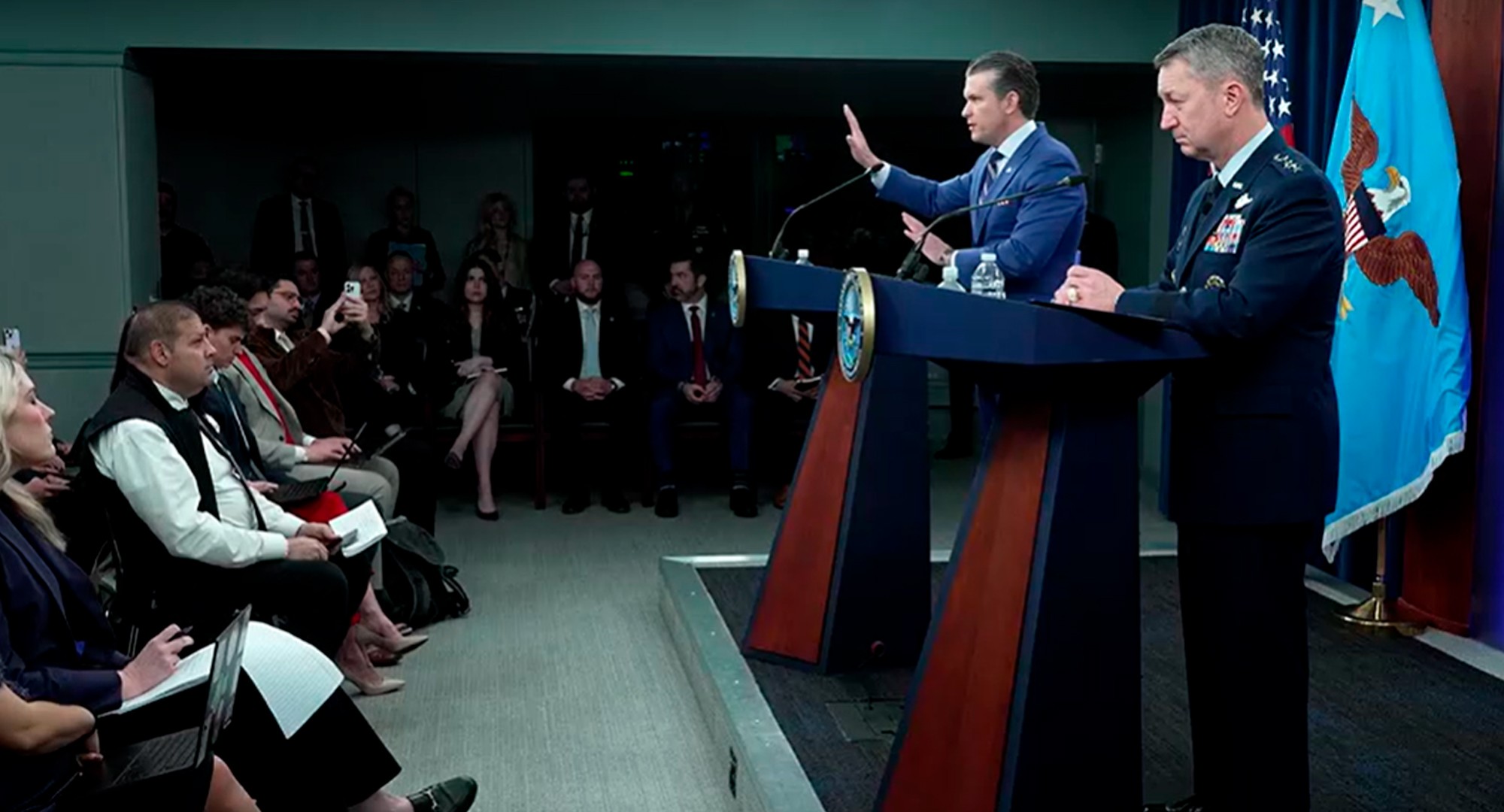 Guerra no Irã deixou cerca de 140 soldados dos EUA feridos, diz Pentágono