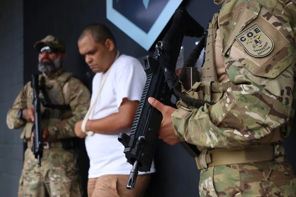 STJ libera acusado de chefiar grupo criminoso na Bahia para que ele cuidasse de filho com autismo