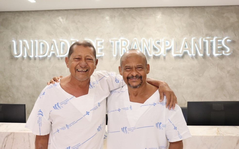 Irmãos antes do procedimento cirúrgico, em Goiás — Foto: Alex Maia/HGG