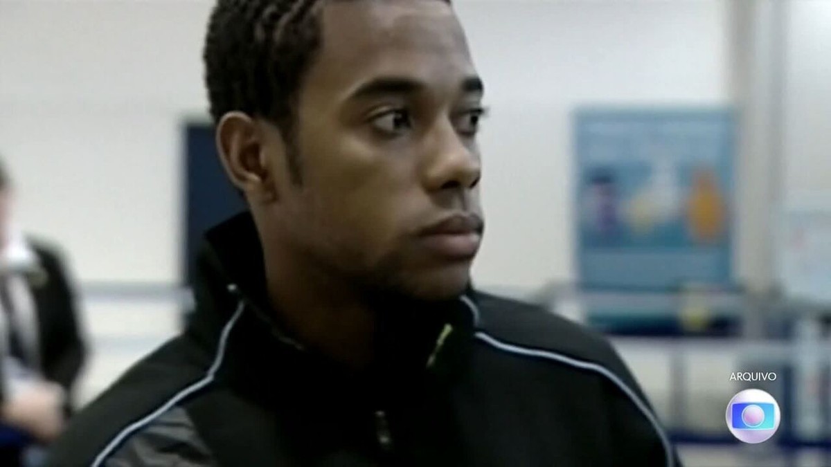 Caso Robinho: imprensa italiana repercute decisão do STJ de mandar prender ex-jogador