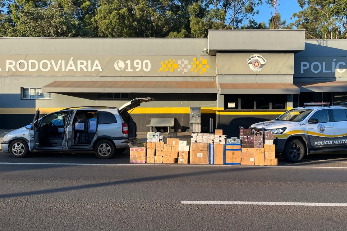 Carga de R$ 300 mil em perfumes e eletrônicos sem nota fiscal é apreendida em abordagem policial no interior de SP