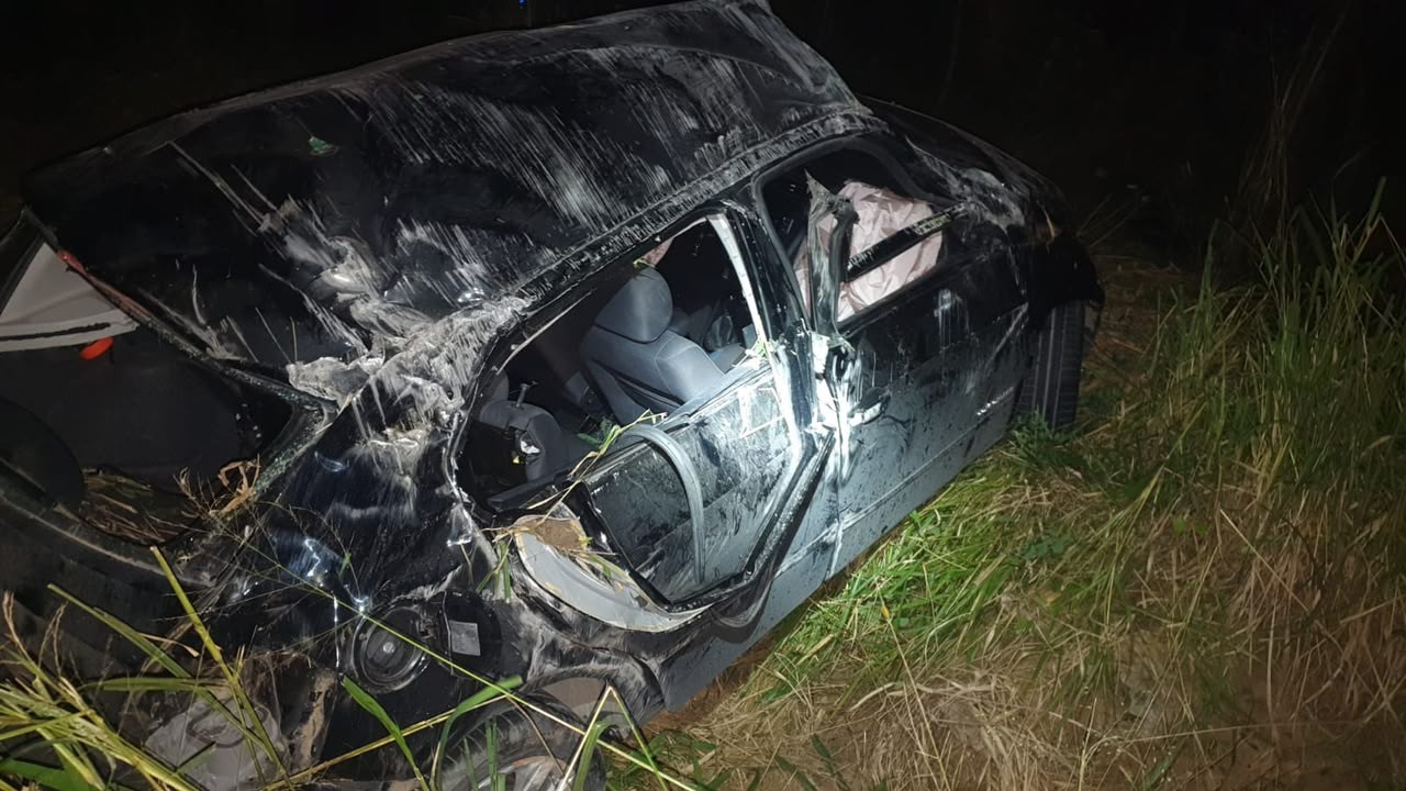 Acidente na BR-424 deixa um morto e cinco feridos na Curva da Laranjeira, em Garanhuns