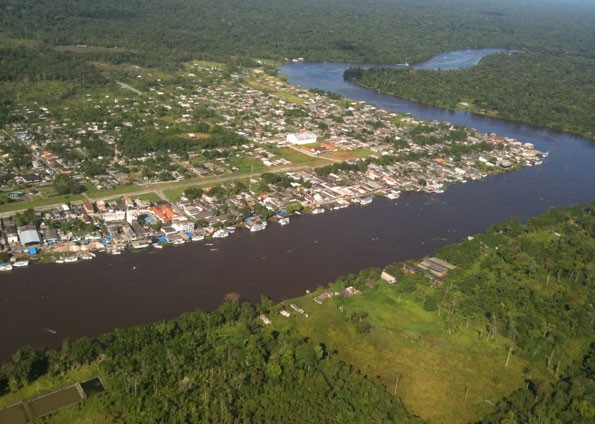 Jovem morre ao cair de barco após suspeita de crise epilética, no Marajó 