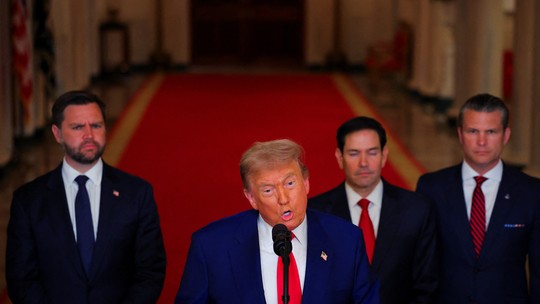 Trump aposta alto ao atacar o Irã, ainda que o regime esteja enfraquecido - Presidente arrisca mandato e legado de pacifista se o bombardeio limitado a instalações nucleares do país arrastar os EUA para outra guerra no Oriente Médio.