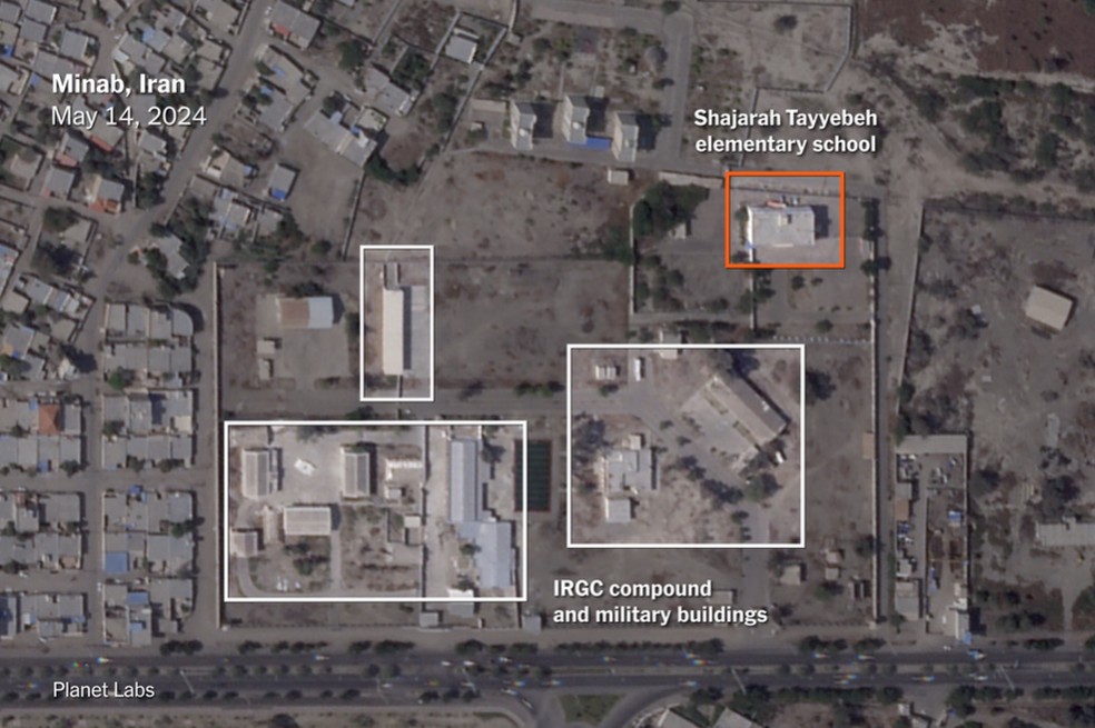 Arte do jornal 'The New York Times', dos Estados Unidos, mostra que escola em Minab atingida por bombardeio era vizinha de base naval da Guarda Revolucionária iraniana. — Foto: Reprodução/The New York Times