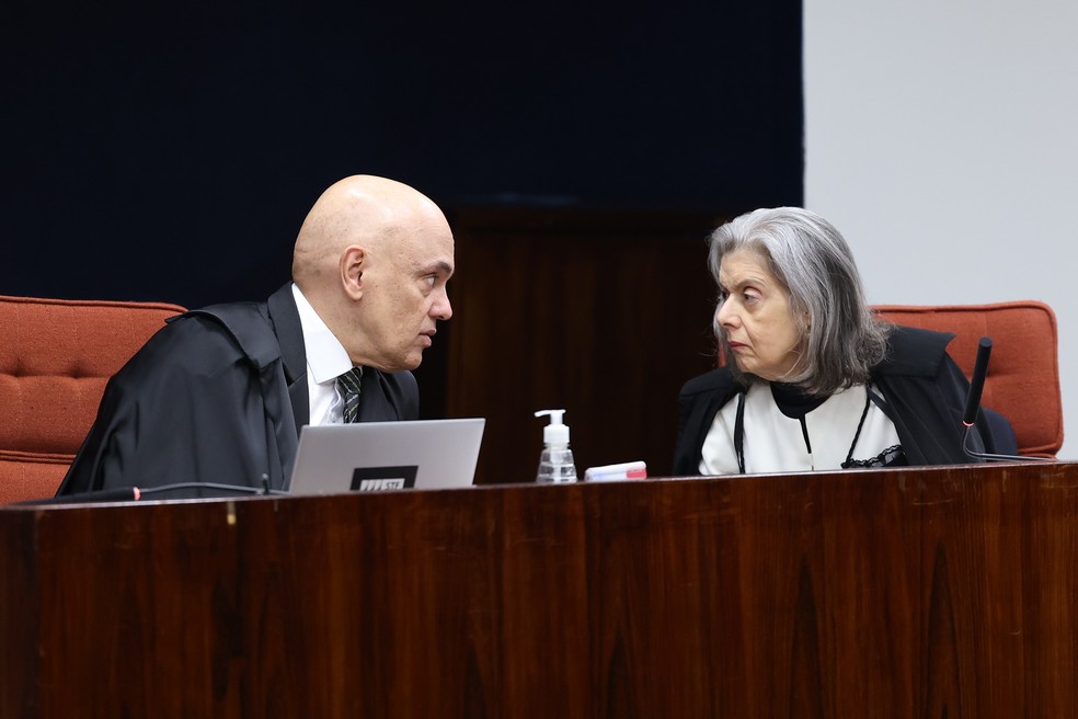 Moraes e Cármen Lúcia no 4º dia de julgamento de Bolsonaro — Foto: Victor Piemonte/STF
