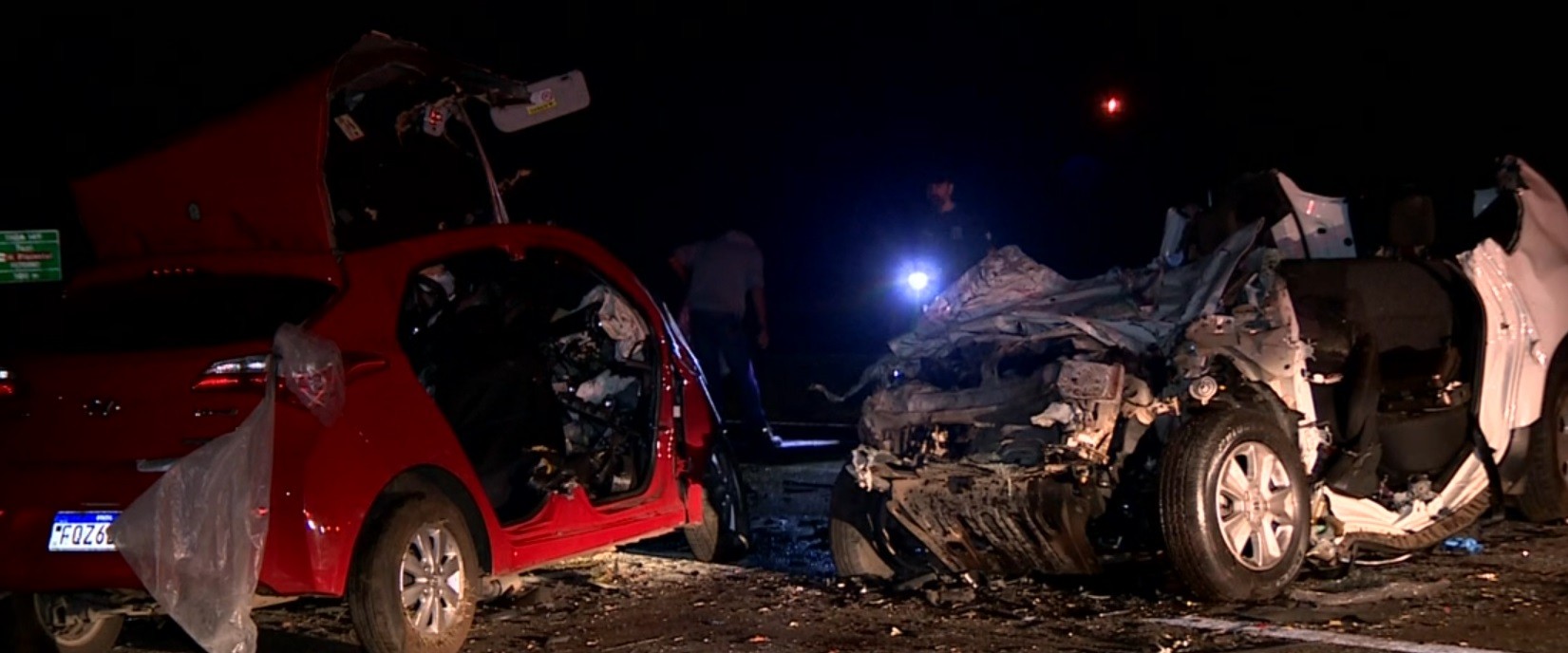 Acidente com dois carros e uma moto deixa 5 mortos e 2 feridos na Rodovia Luiz de Queiroz em Piracicaba
