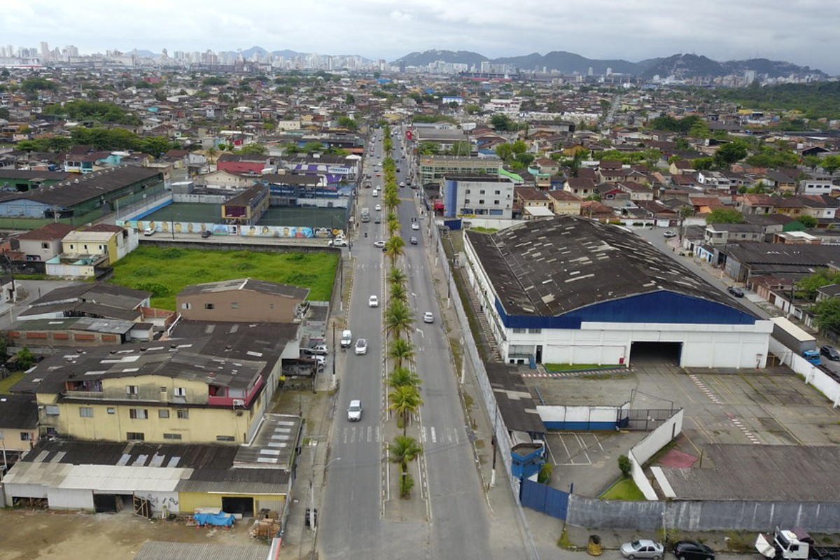 Avenida Tocantins passa por reordenamento em Taquaralto