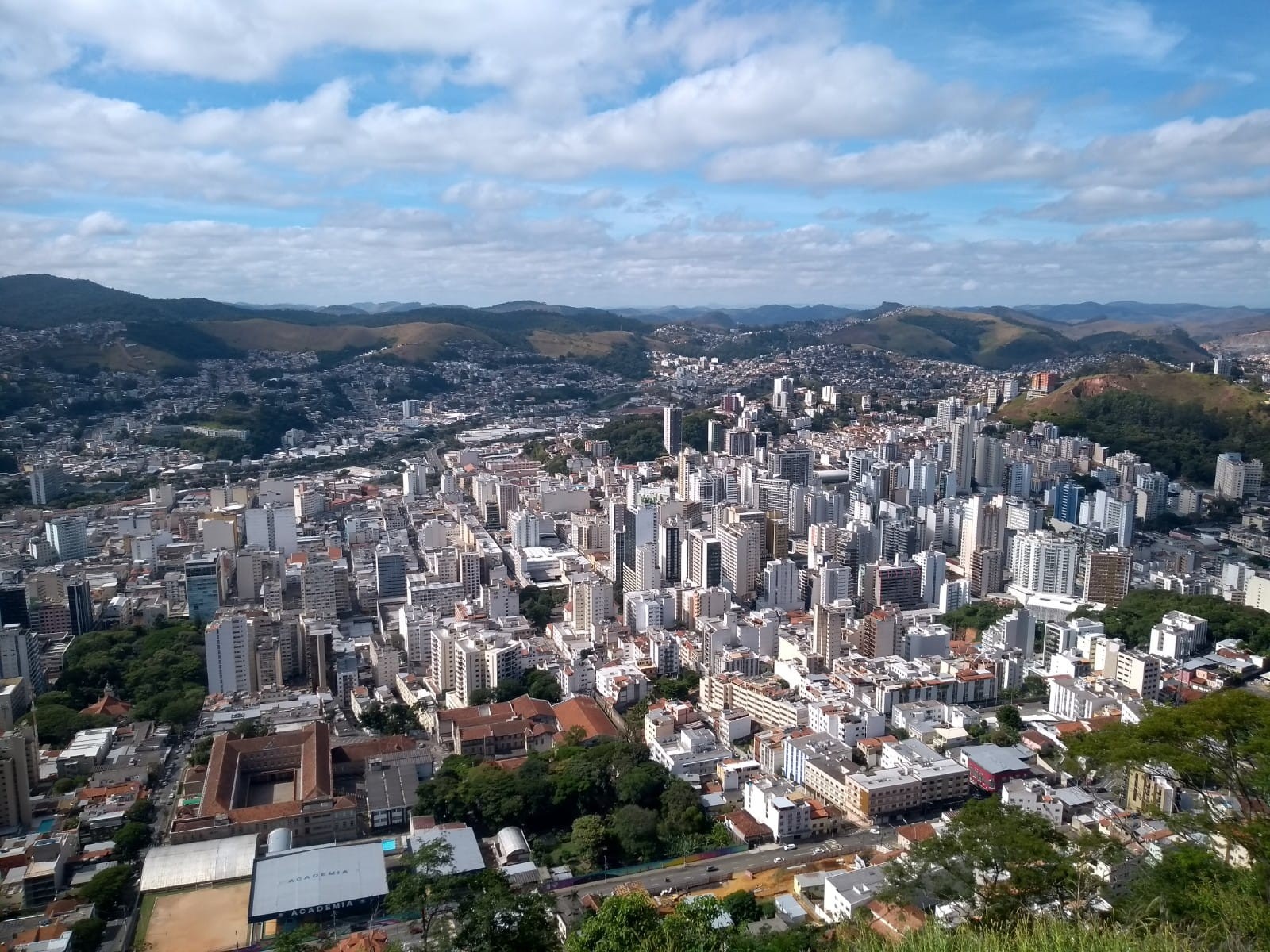 Pagamento da 1ª parcela do IPTU é prorrogado para 1º de abril em Juiz de Fora; veja como pagar