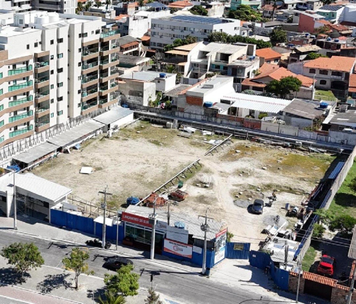 Famílias cobram investimento imobiliário de R$ 15 milhões em Arraial do Cabo