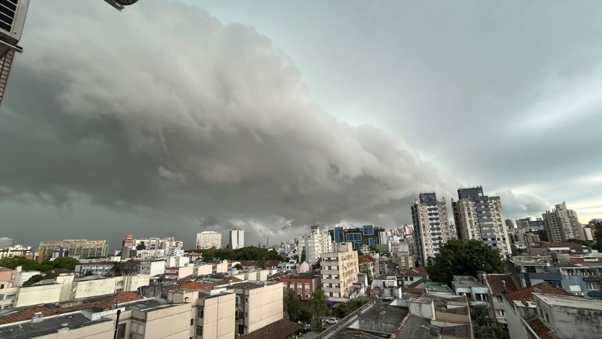 Dezembro começa com aviso de tempestade em parte do RS; saiba como fica o tempo no estado
