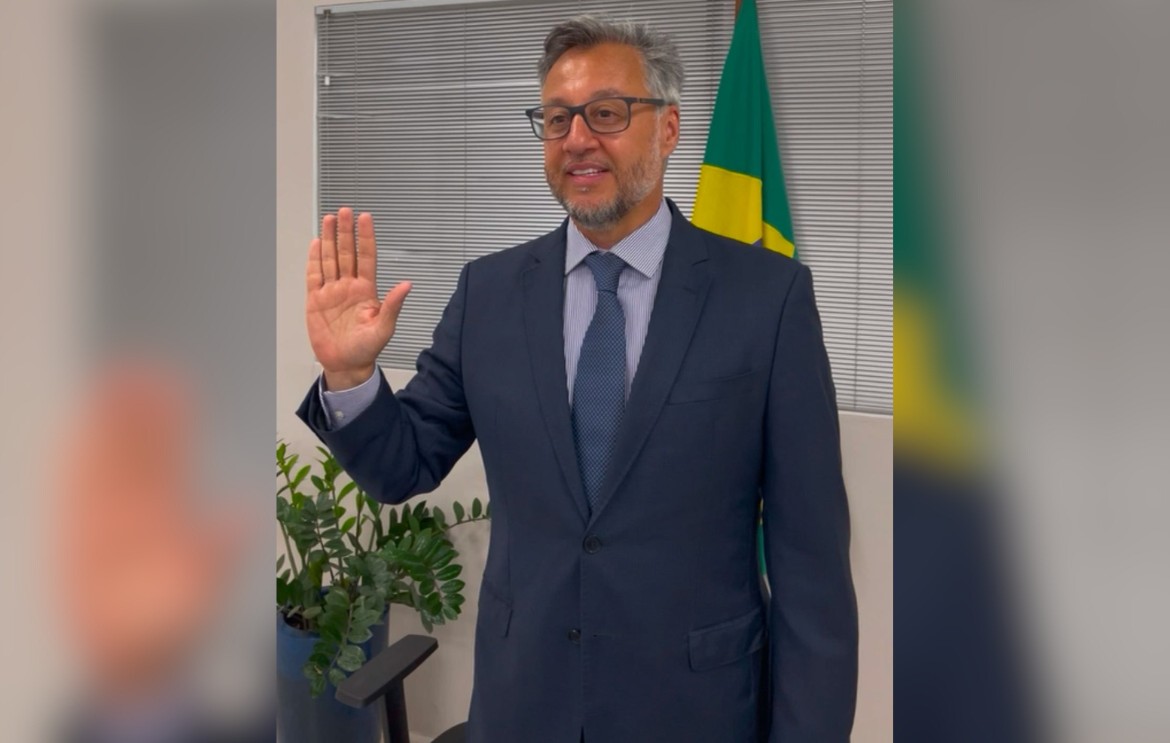 João Cury Neto, de Botucatu, toma posse como deputado federal 