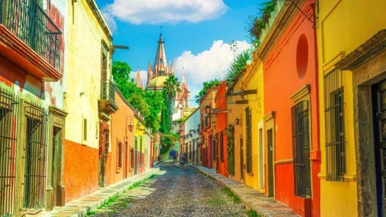 8 dos lugares mais coloridos do mundo