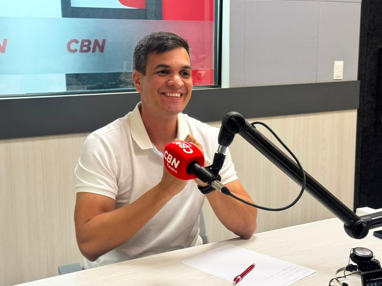 
Diogo Cunha Lima, vice de Cícero Lucena, promete valorizar forças de segurança e reduzir pressão tributária sobre empreendedores