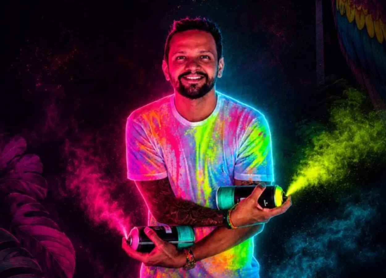 Manaus recebe exposição 'Arte que floresce da Amazônia', do artista Renner Cruz 
