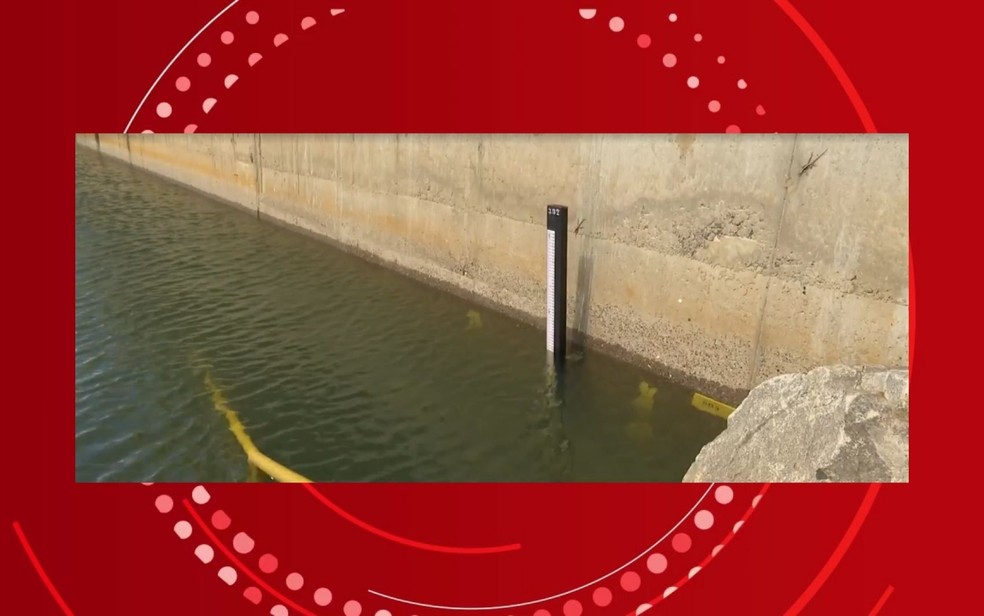 Barragem de Sobradinho, na Bahia, aumenta vazão para abastecer outros pontos do Brasil — Foto: Tv Bahia