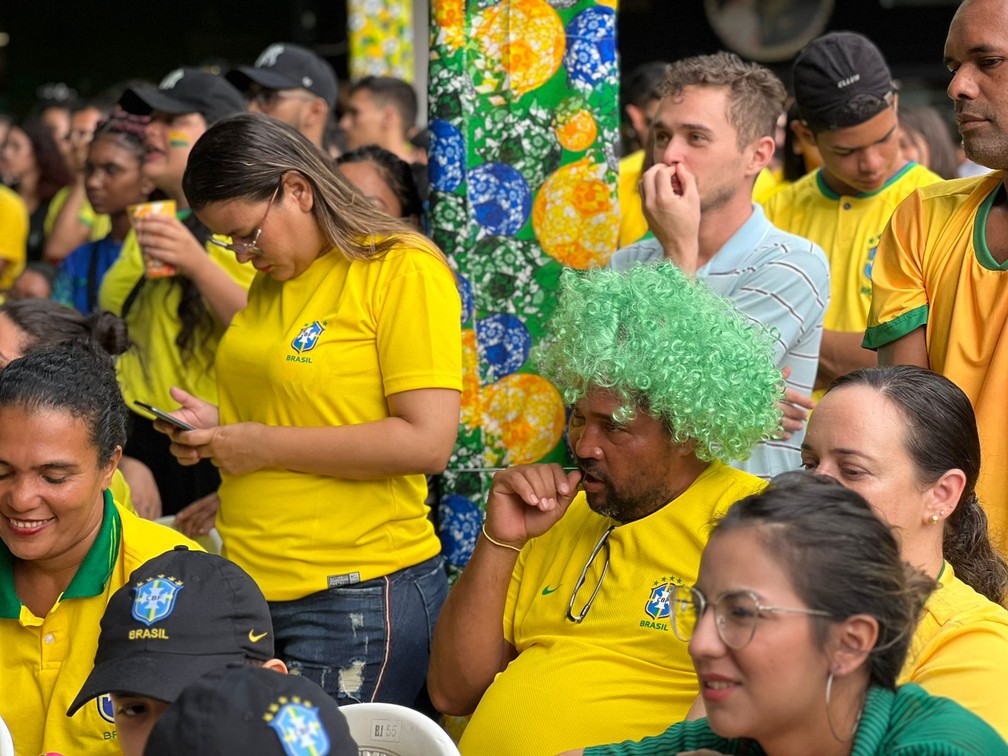 Brasil x Sérvia: torcedores de Boa Vista lotam área externa de shopping em estreia  da Seleção na Copa, Roraima