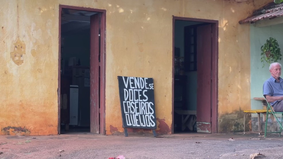 Conservas, fiado e histórias: vendinhas resistem ao tempo e preservam tradição do interior de SP — Foto: Reprodução/TV TEM