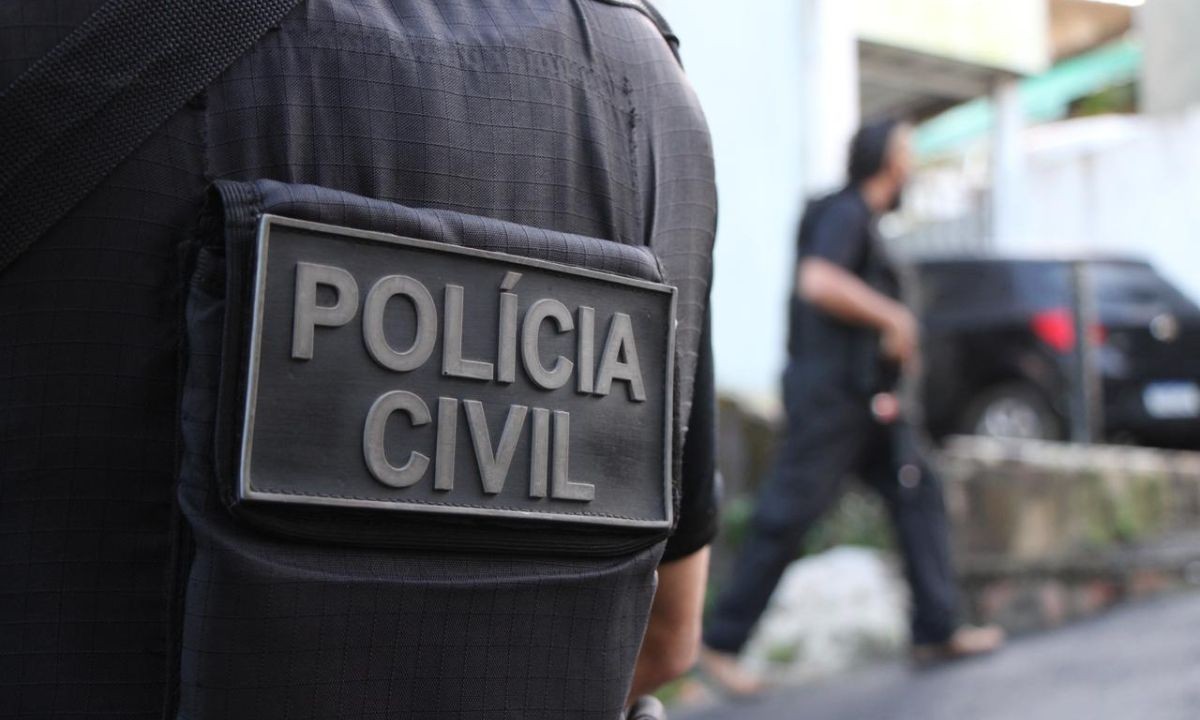 Coveiro sofre tentativa de homicídio em cemitério na BA; companheira é suspeita