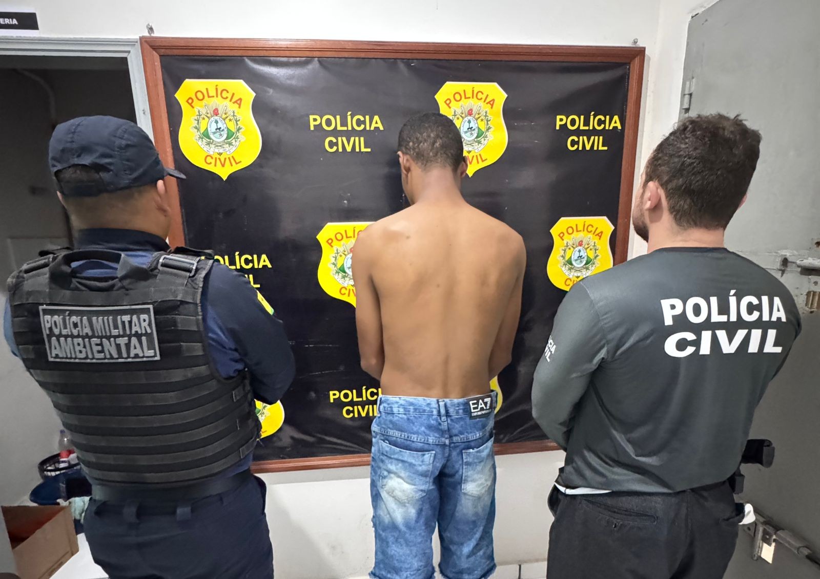 Homem é preso suspeito de tentar matar a própria mulher por ciúmes no interior do Acre